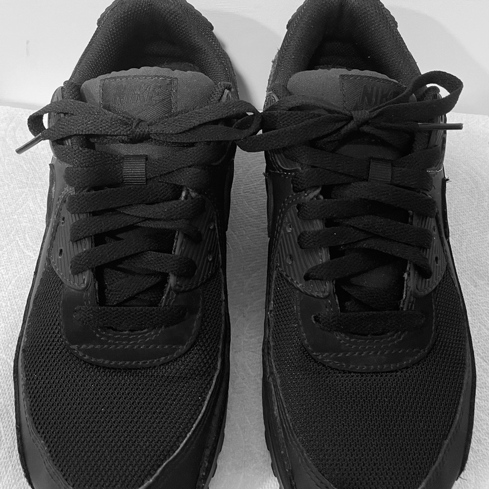 Nike Men's Athletic Shoes - Black